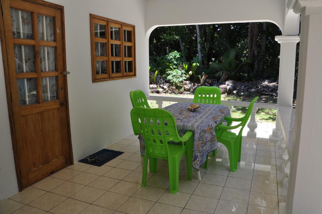 La Colombe D'Or Villa Grand Anse  Room photo